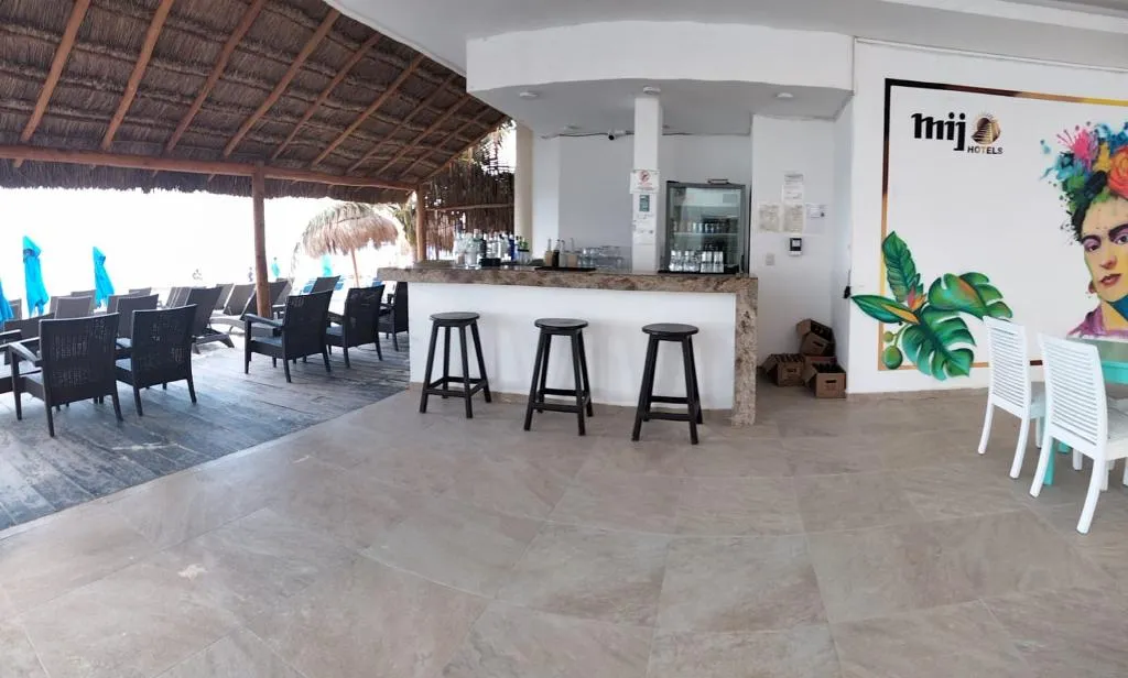 Bar, Playa Maya by MIJ, Playa Del Carmen