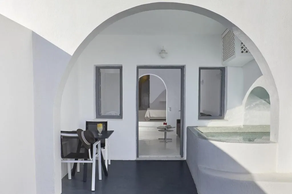 Room, Oia Suites, Santorini