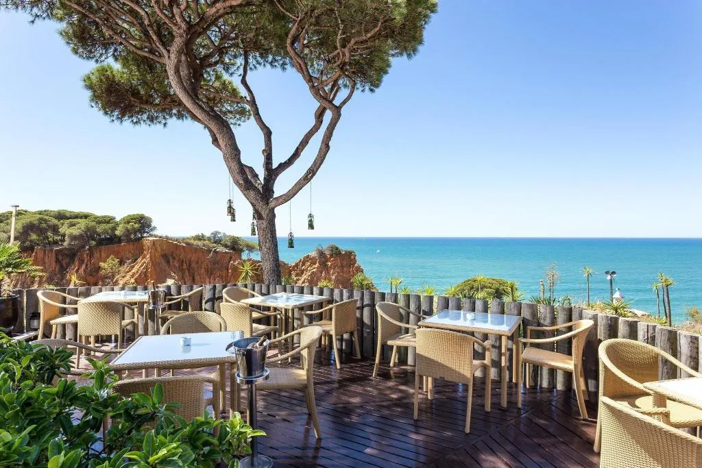 Restaurant, Pine Cliffs Resort, Algarve