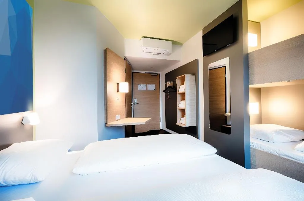 Room, B&B HOTEL Berlin City West, Berlin