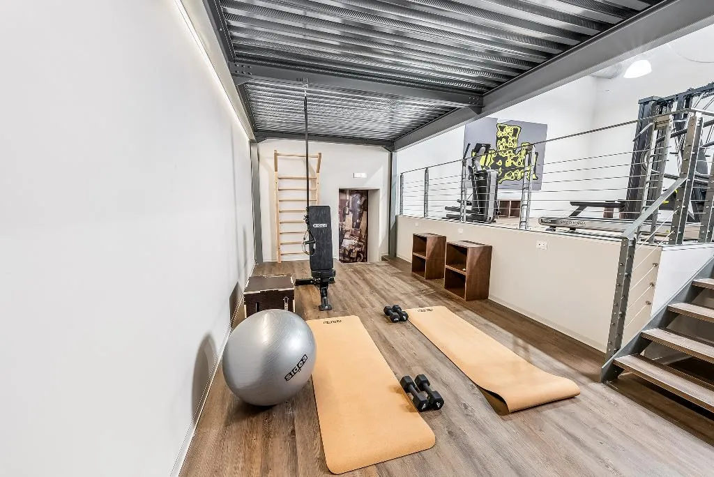 Sports and Entertainment, Abacus Hotel, Milan