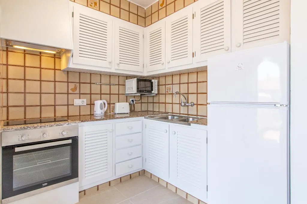 APARTMENT TWO BEDROOMS Room, Son Bou Playa Gold, Menorca