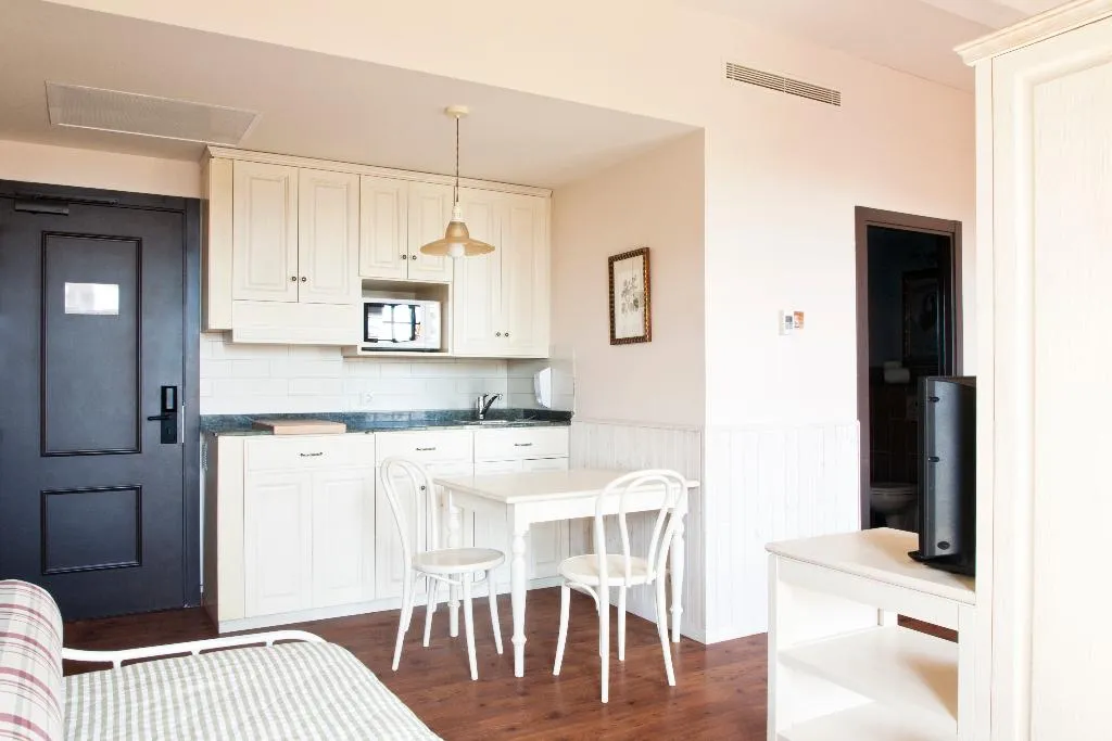 Double or Twin STANDARD Room, PortAventura Hotel Gold River+ Ticket Included, Costa Dorada