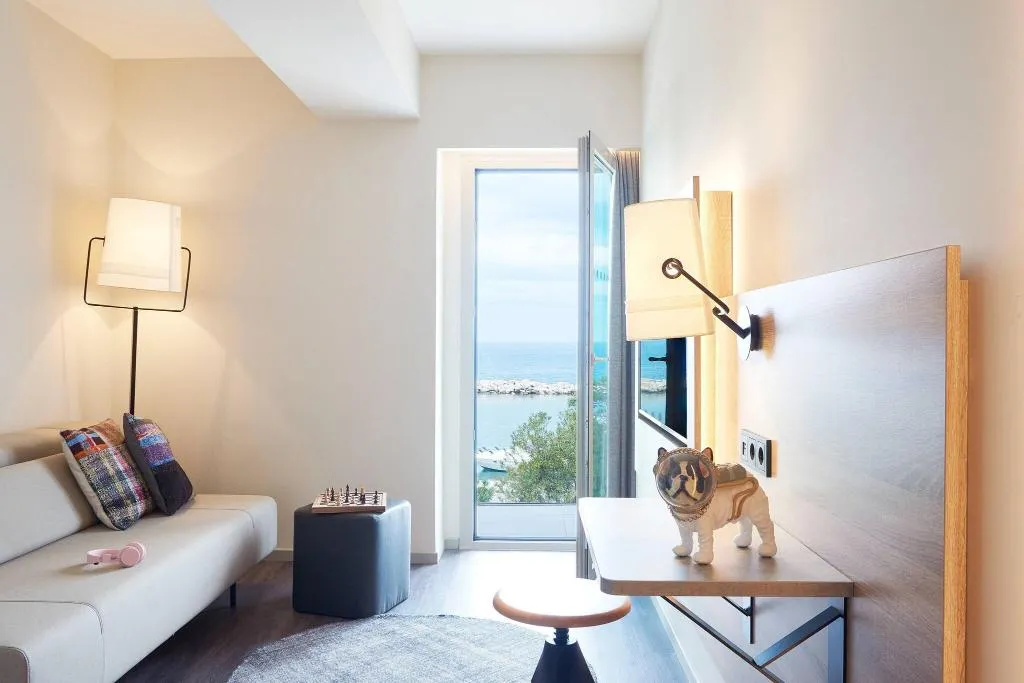 Room, Moxy Patra Marina, Athens
