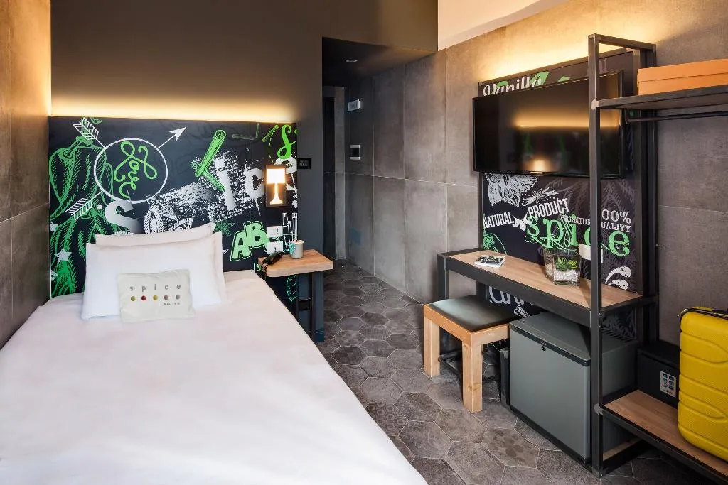 SINGLE WITH BALCONY Room, Spice Hotel, Milan
