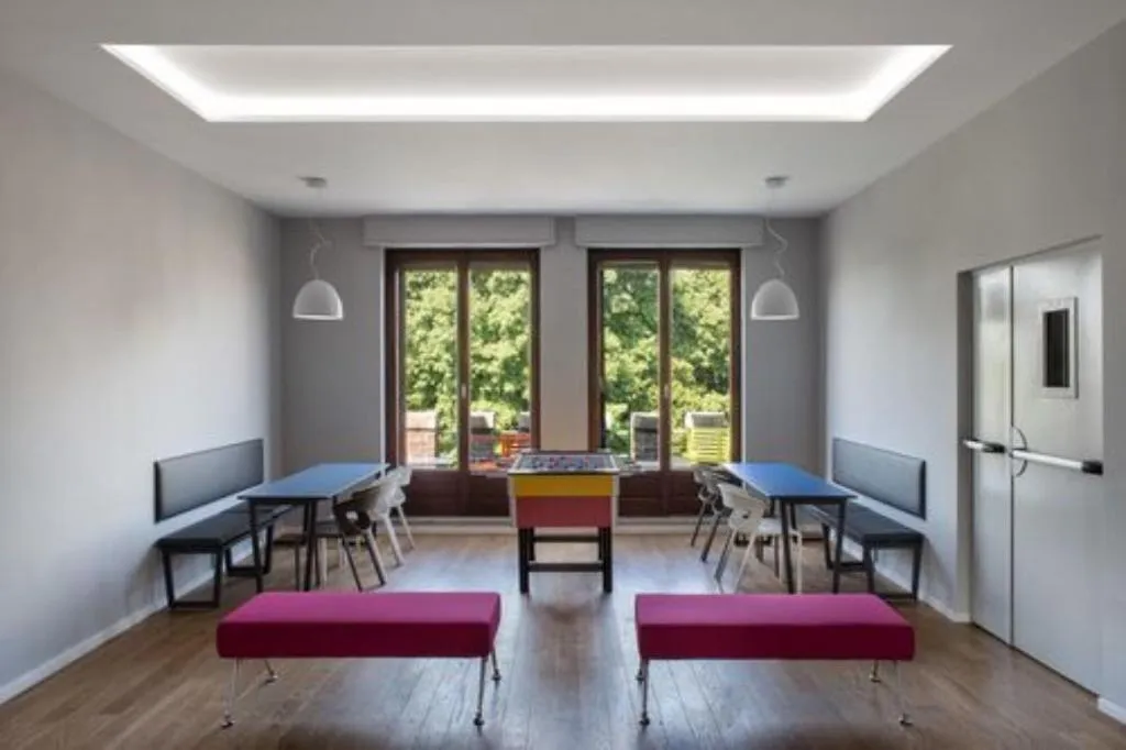 Sports and Entertainment, Babila Hostel, Milan
