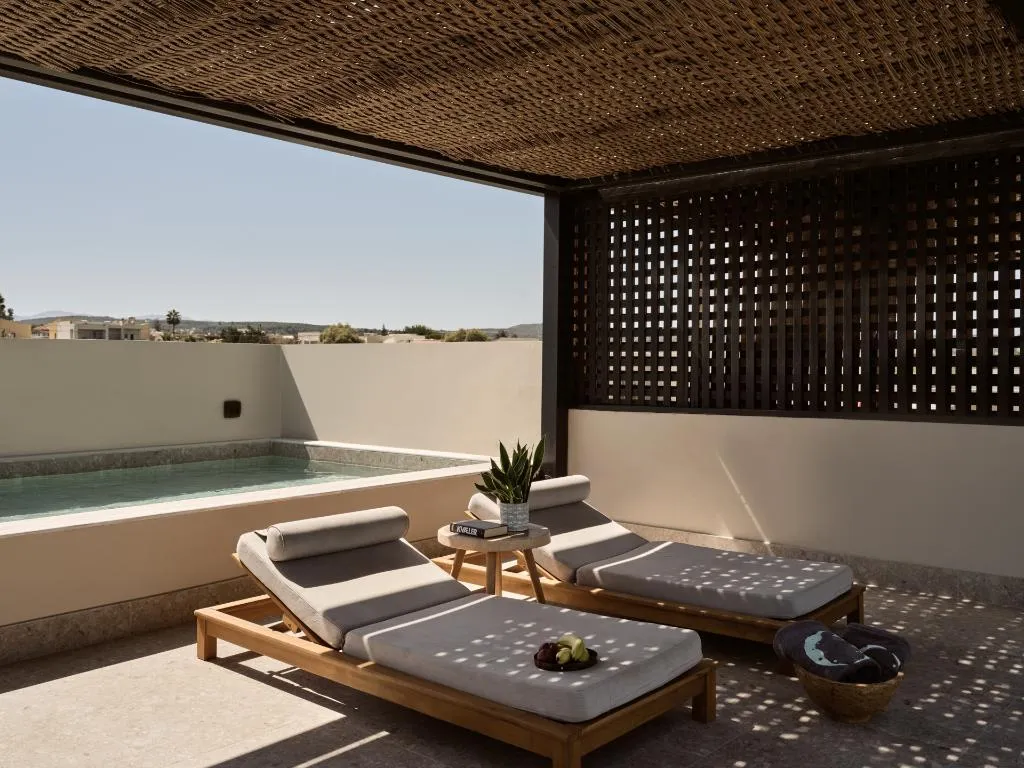 SUITE DELUXE WITH PRIVATE POOL Room, Asterion Suites & Spa, Crete