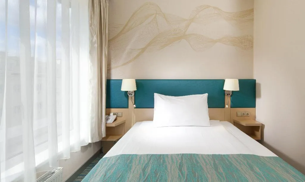 DOUBLE QUEEN SIZE BED Room, Holiday Inn Prague Congress Centre, Prague