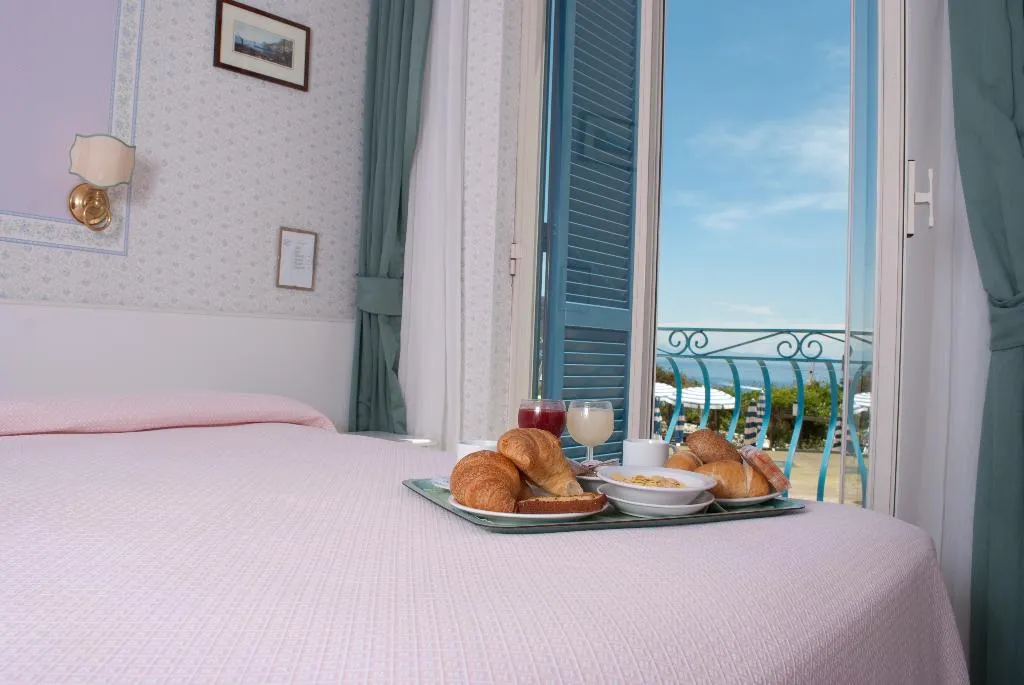 SINGLE STANDARD Room, Loreley, Naples