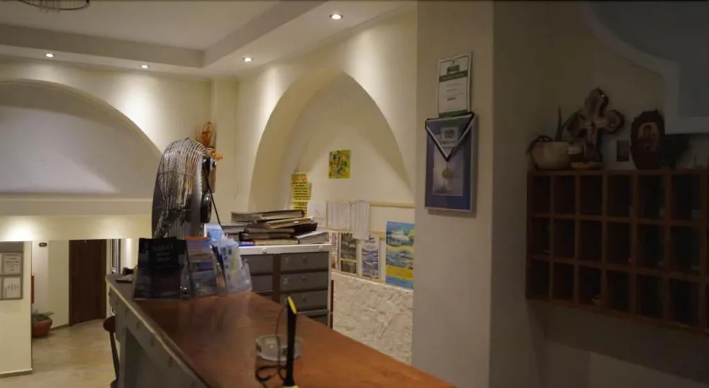 Lobby, Billy's Studios, Rhodes