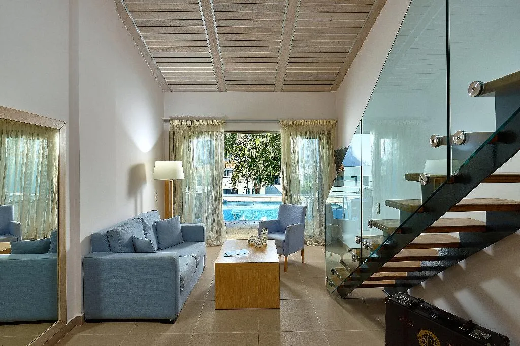 JUNIOR SUITE SUPERIOR WITH PRIVATE POOL Room, Castello Boutique Resort & Spa Adults Only, Crete