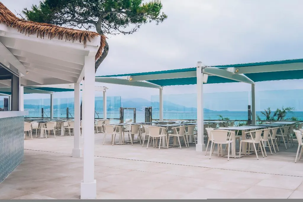 Bar, Iberostar Waves Alcudia Park, Majorca