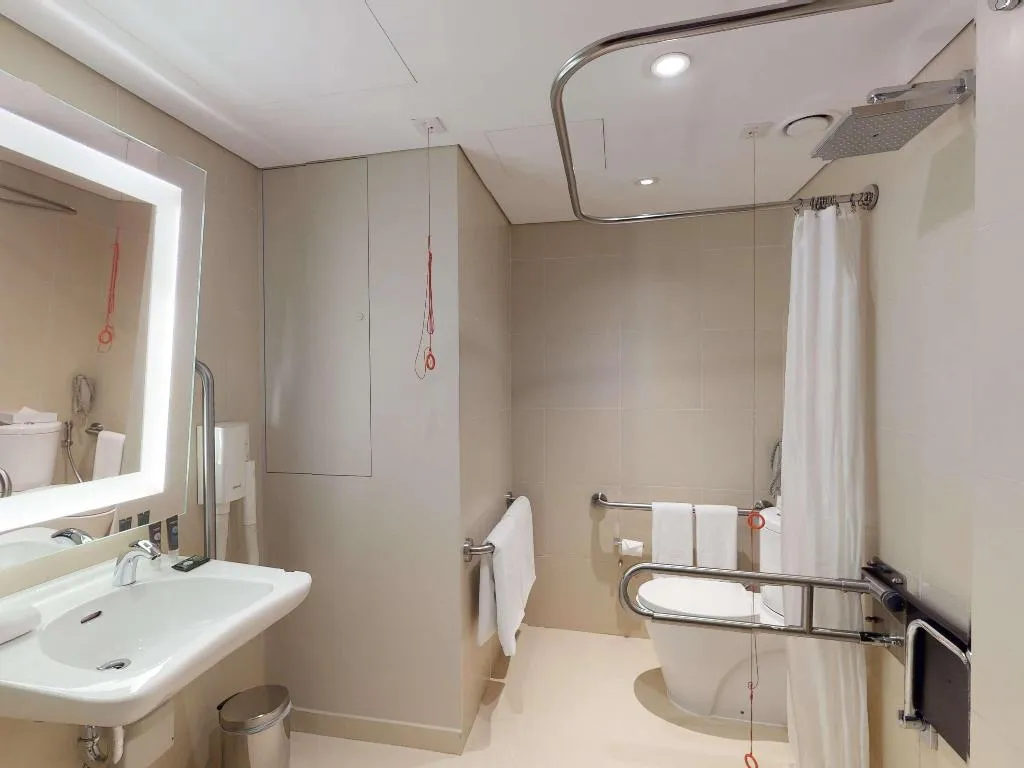 DOUBLE SUPERIOR Room, Novotel Dubai Al Barsha, Dubai