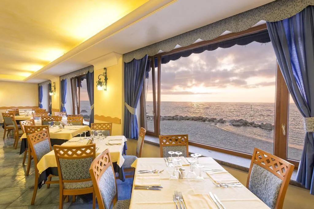 Restaurant, Hotel Tritone Resort & Spa, Naples
