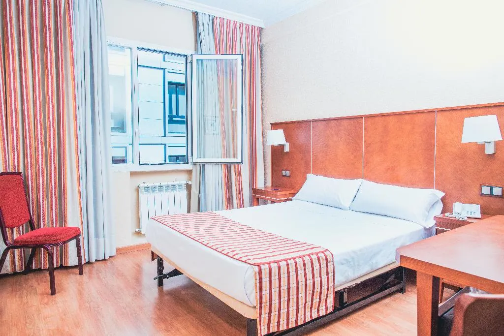 DOUBLE SINGLE USE STANDARD Room, Cason del Tormes, Madrid