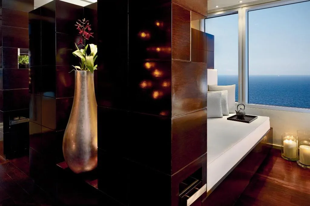 Sports and Entertainment, Hotel Arts, Barcelona