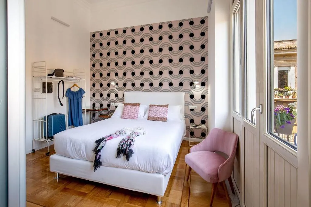 TRIPLE STANDARD Room, Emona Aquaeductus, Naples