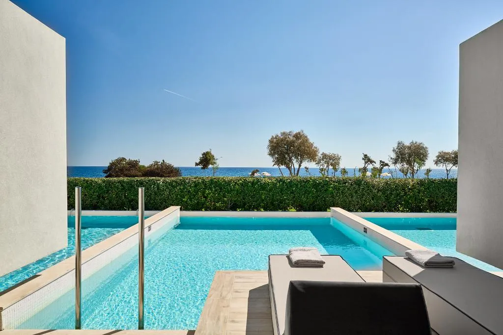 JUNIOR SUITE BEACH FRONT Room, Gennadi Grand Resort, Rhodes