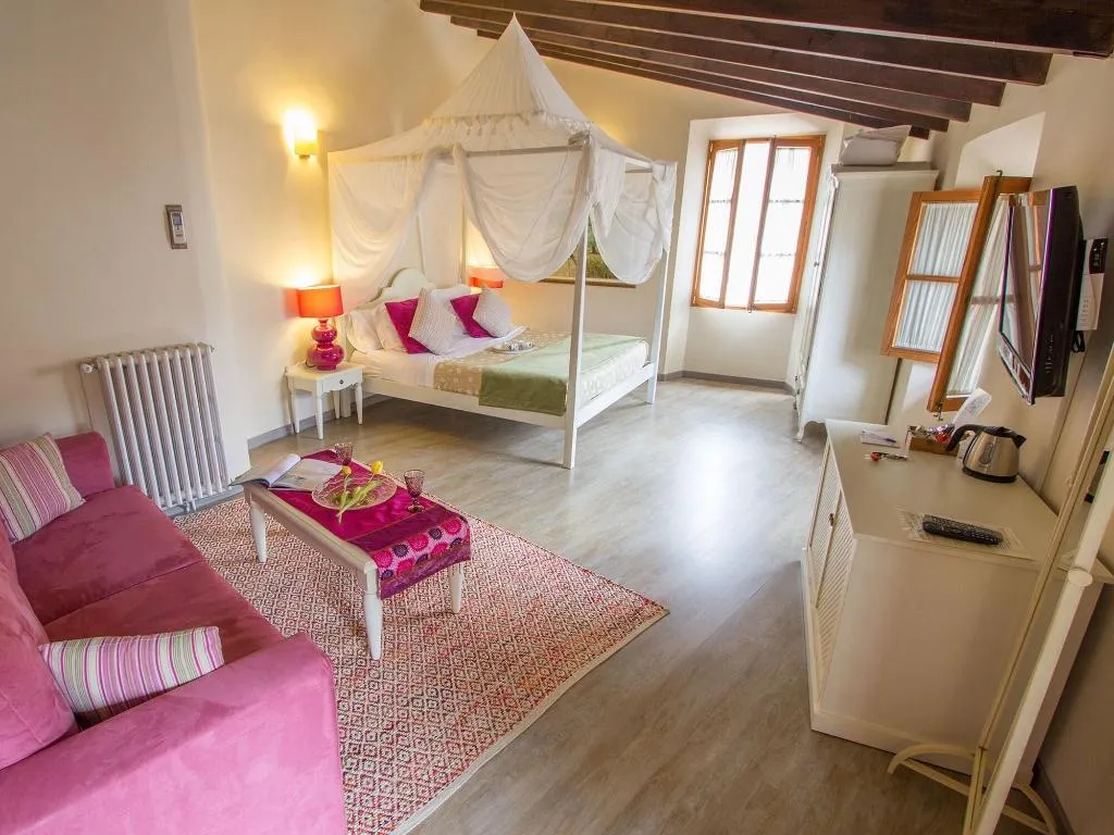 Room, Can Abril, Majorca