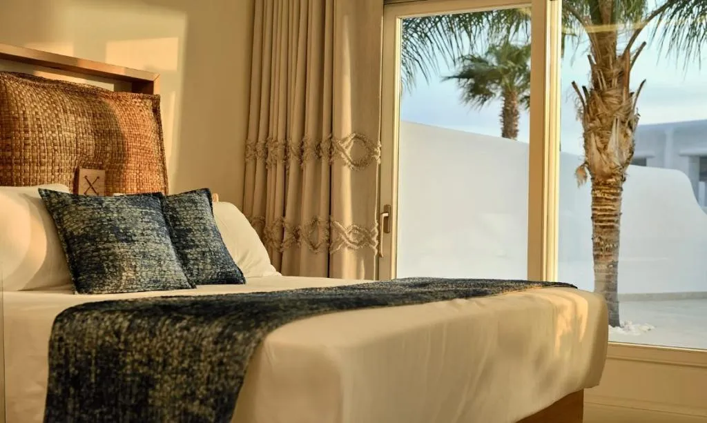 SUITE WITH PRIVATE POOL Room, Anax Resort And Spa, Mykonos