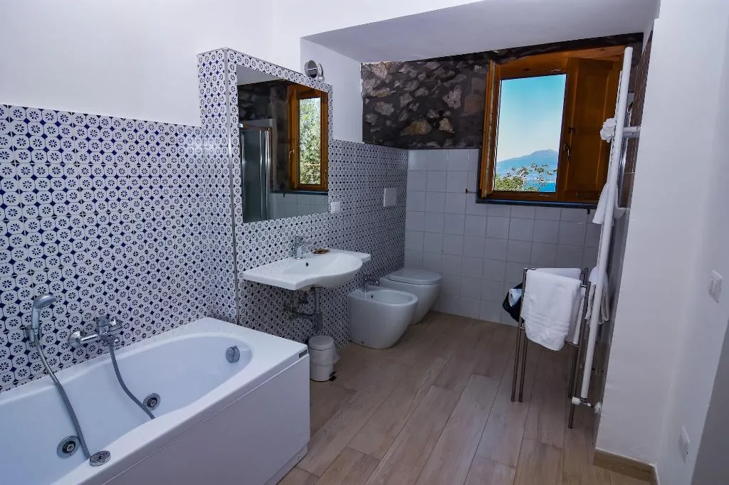 Room, Villa Mariagiovanna, Naples