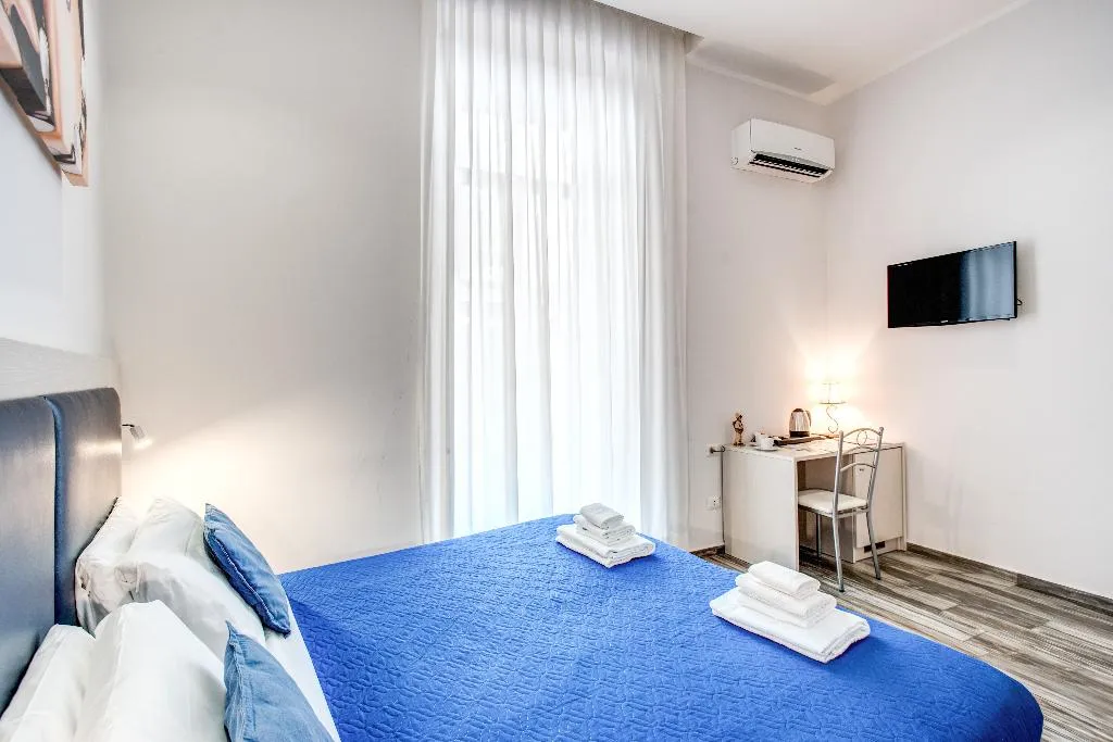 DOUBLE STANDARD Room, Napoli'S Gold, Naples