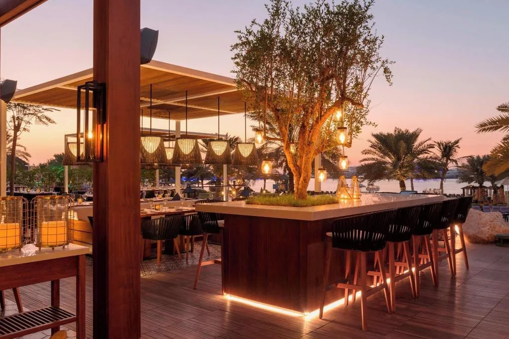 Restaurant, Westin Mina Seyahi Beach Resort & Marina, Dubai