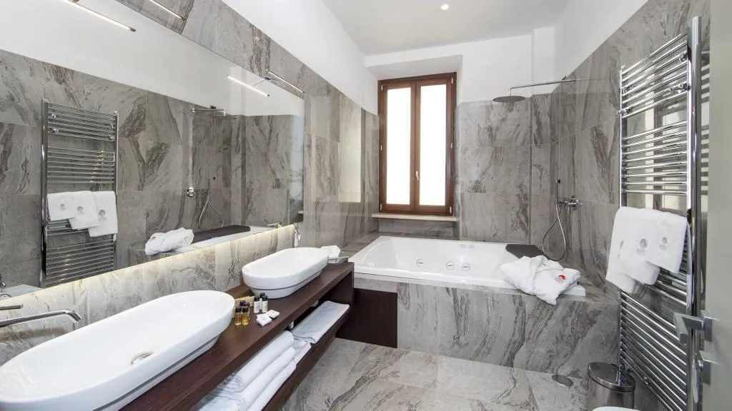 SUITE WITH TERRACE Room, Monti Palace Hotel, Rome