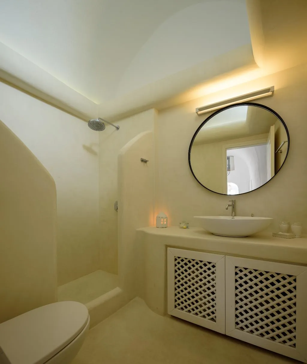 APARTMENT SUPERIOR ONE BEDROOM Room, Kamares Apartments, Santorini