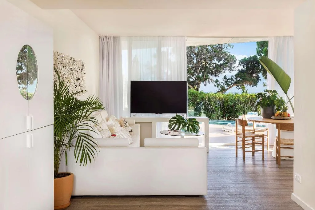 SUITE STANDARD Room, ME Ibiza, Ibiza