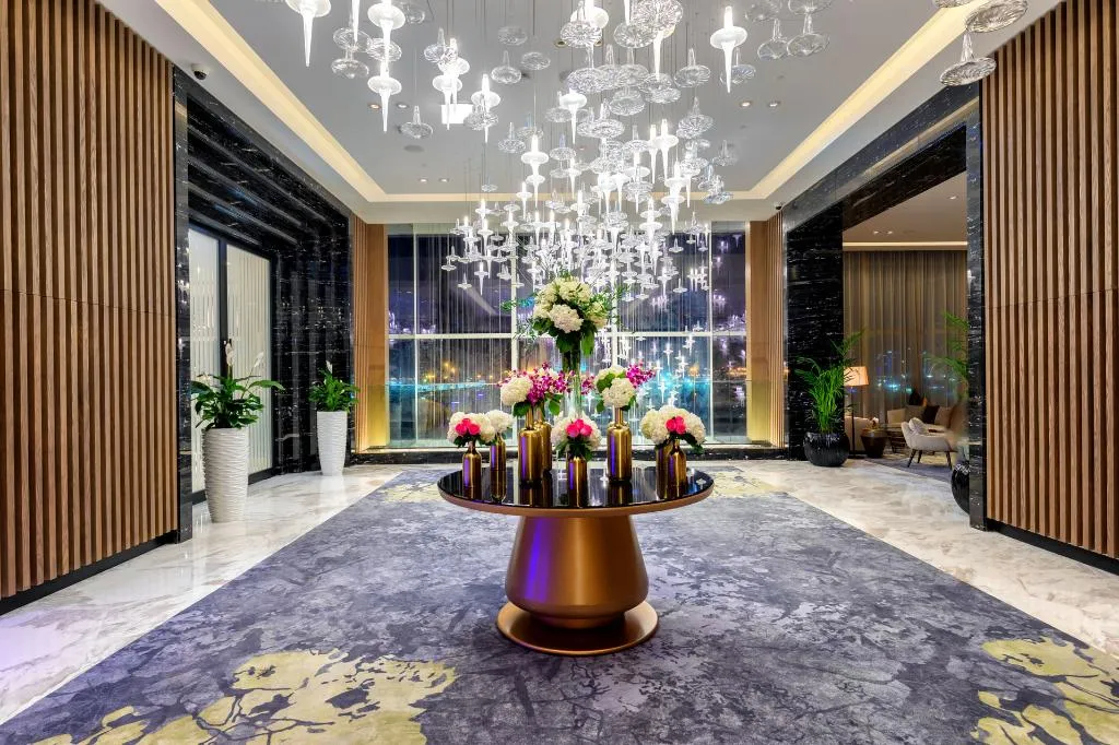 Lobby, Taj Jumeirah Lakes Towers Dubai, Dubai
