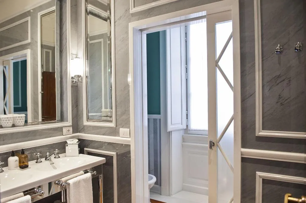 Room, J.K. Place Roma - The Leading Hotels o/t World, Rome