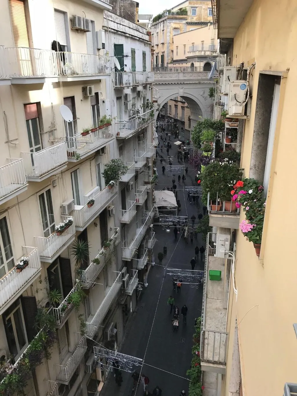 Room, Terrazza Aragon, Naples