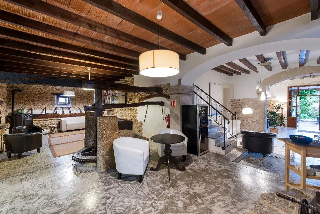 Lobby, Turixant, Majorca