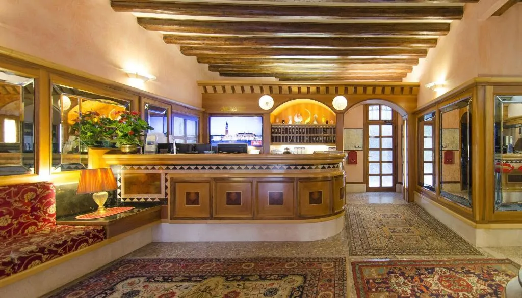 Lobby, Ca' Messner 5 Leoni, Venice