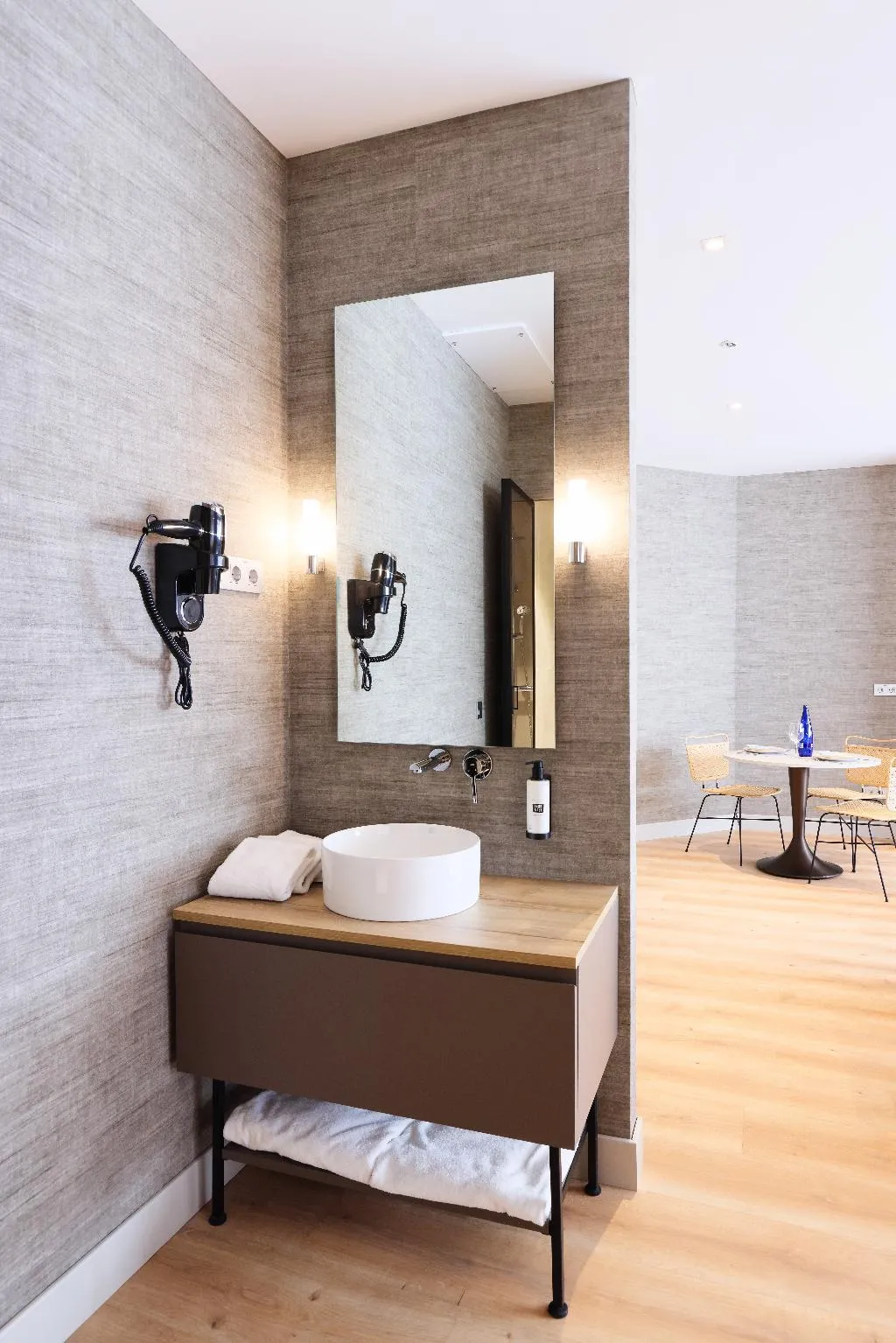 APARTMENT TWO BEDS Room, THE APARTMENT by assethoteles, Madrid