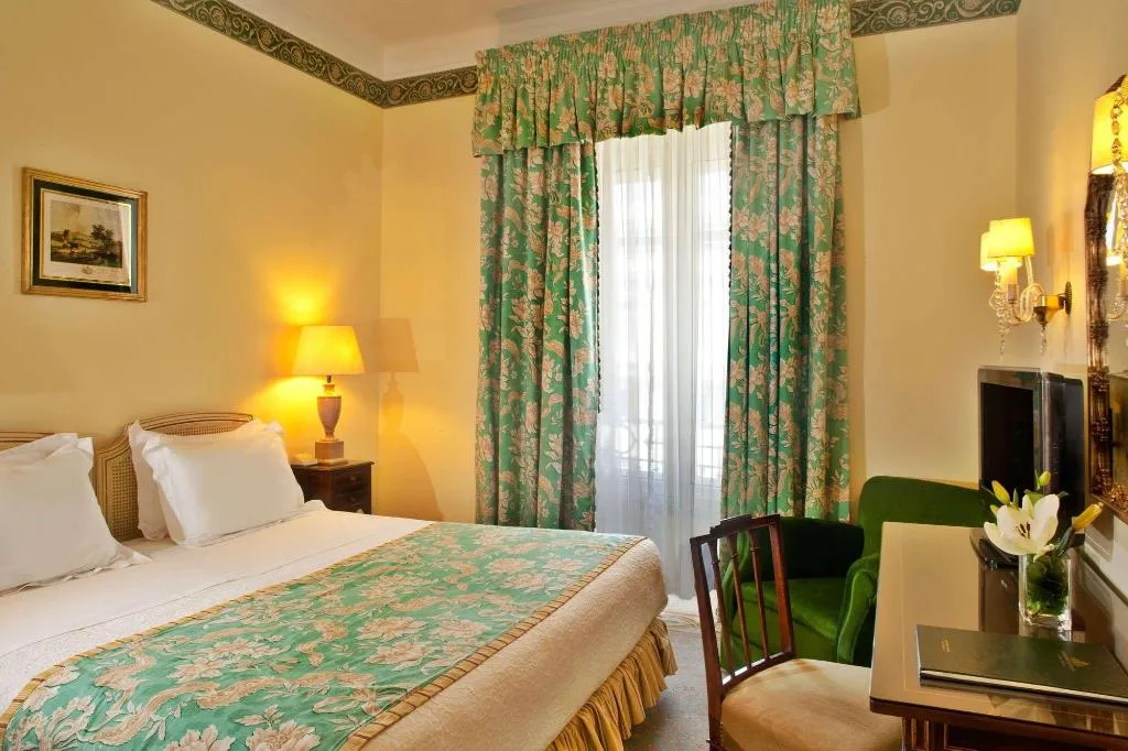Room, Avenida Palace, Lisbon