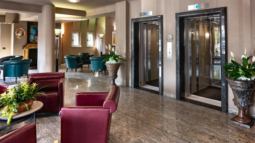 Bar, Sunflower Hotel Milano, Milan
