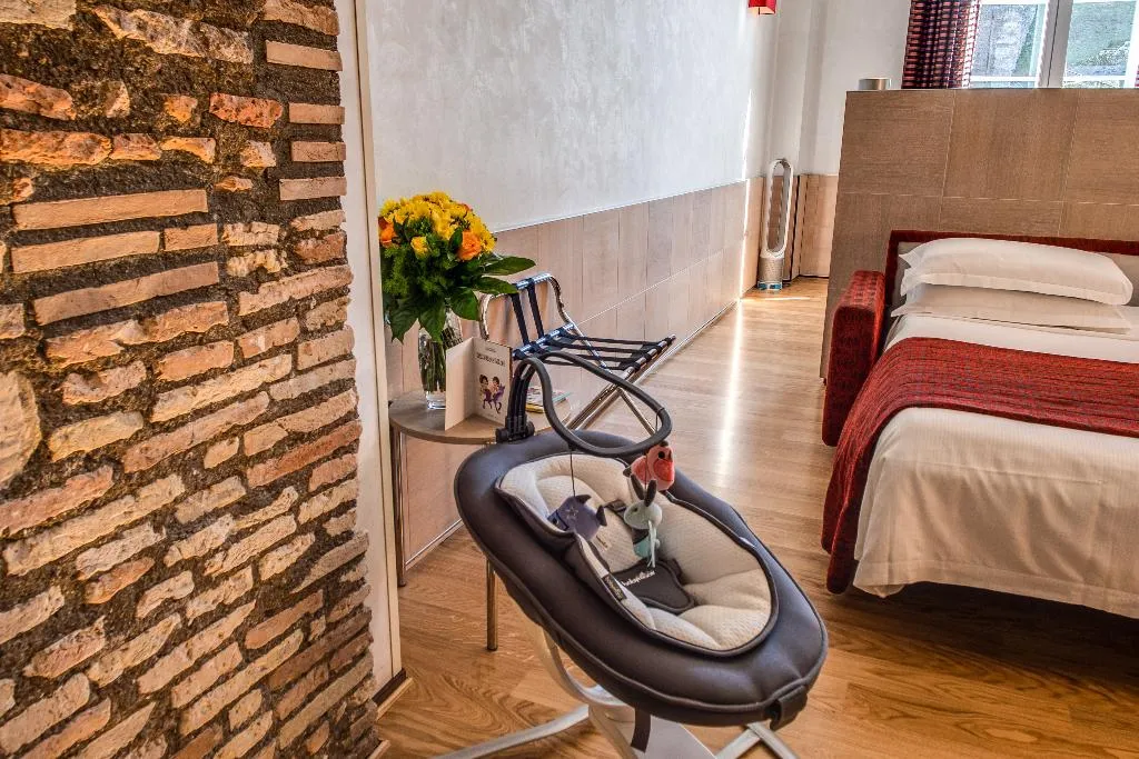 FAMILY ROOM STANDARD Room, Kolbe Hotel Rome, Rome