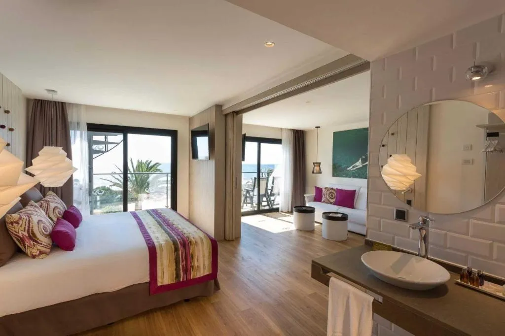SUITE SEA VIEW Room, Grand Palladium White Island Resort & Spa, Ibiza