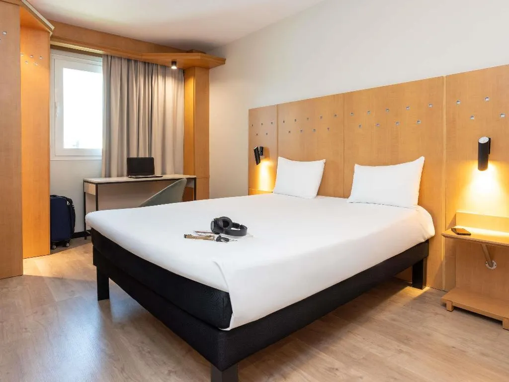 DOUBLE STANDARD Room, Ibis Madrid Alcala H Garena, Madrid