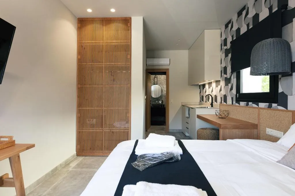Room, Chapter 02 Gallery Suites, Crete