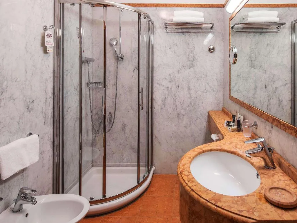DOUBLE EXECUTIVE Room, UNA HOTELS Galles Milano, Milan