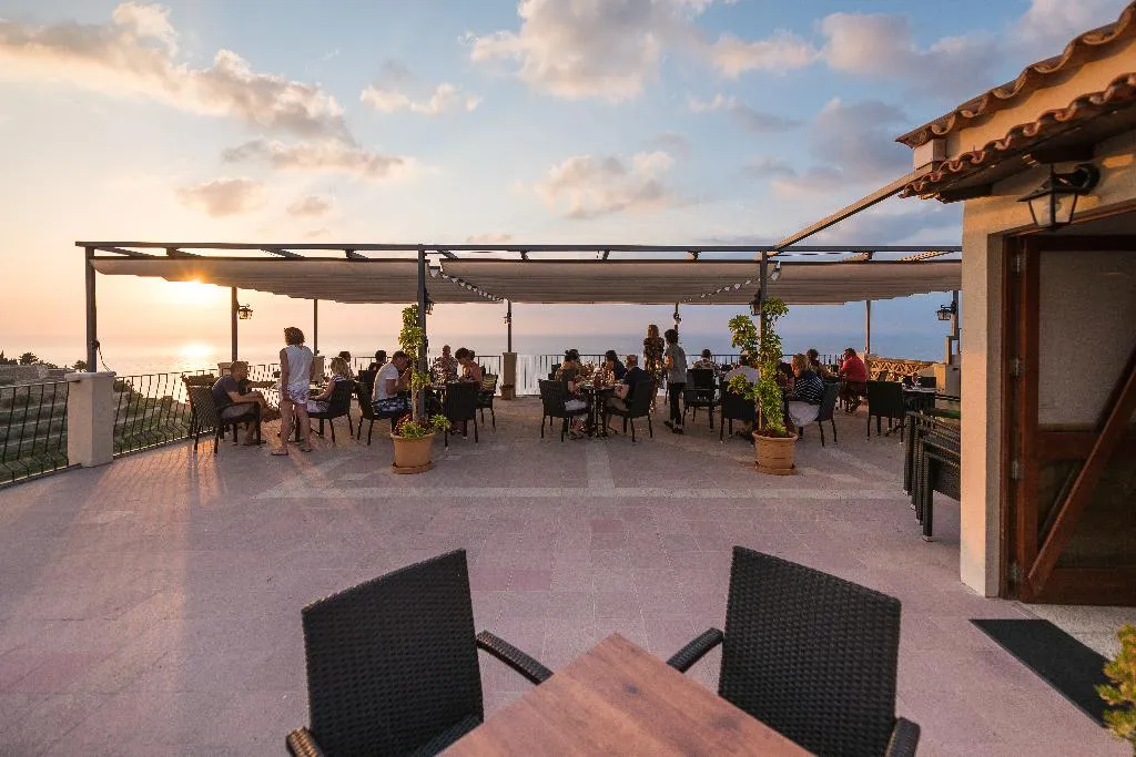 Restaurant, Baronia, Majorca