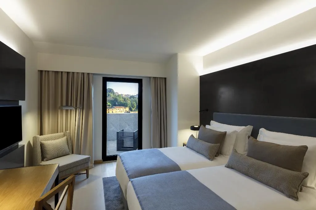 TWIN PREMIUM Room, Neya Porto Hotel, Porto