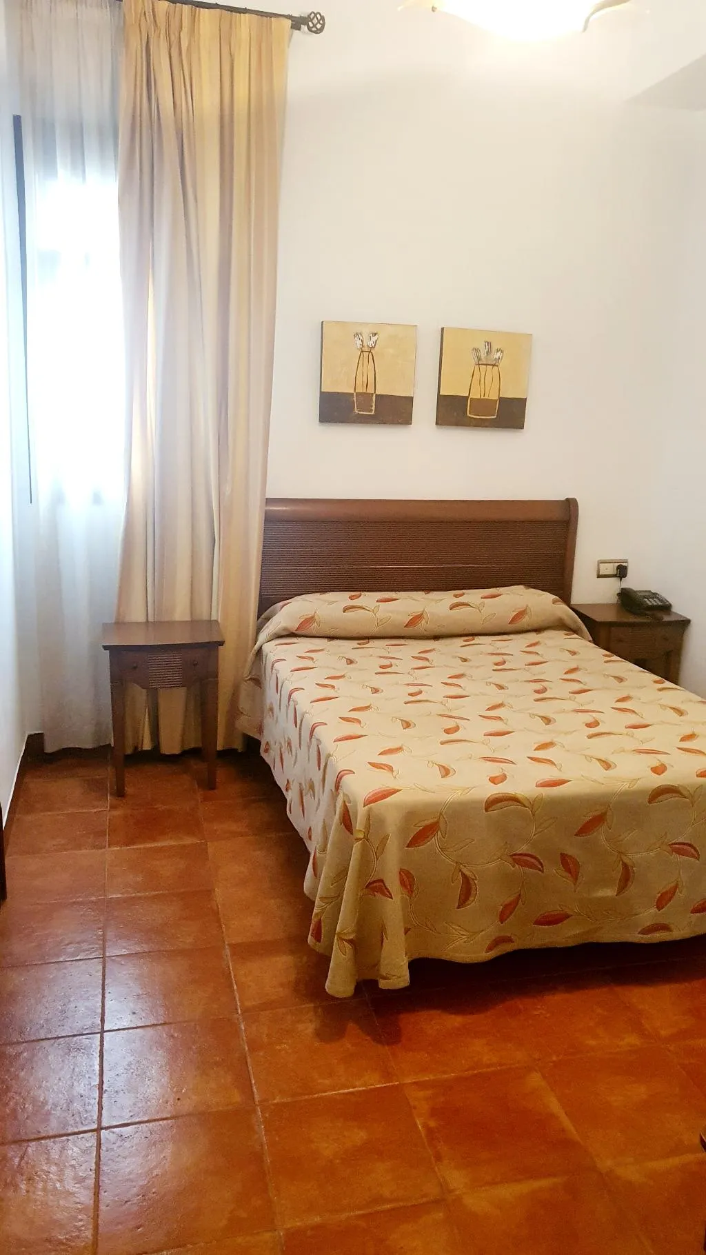 SINGLE STANDARD Room, Coso Viejo, Andalucia
