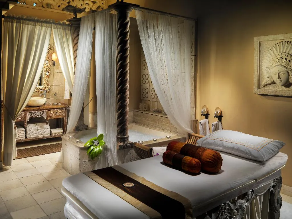 Sports and Entertainment, Royal Garden Villas, Tenerife