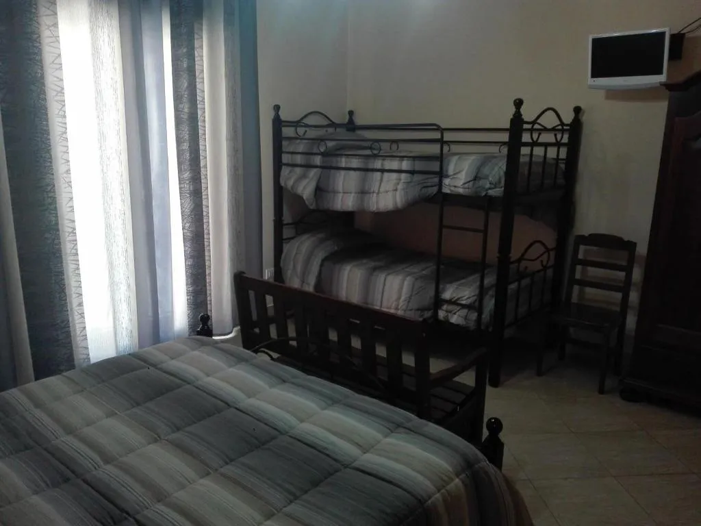 Room, B&B The Best, Palermo