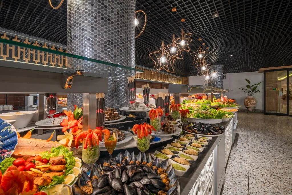 Restaurant, Royal Garden Beach Hotel, Antalya