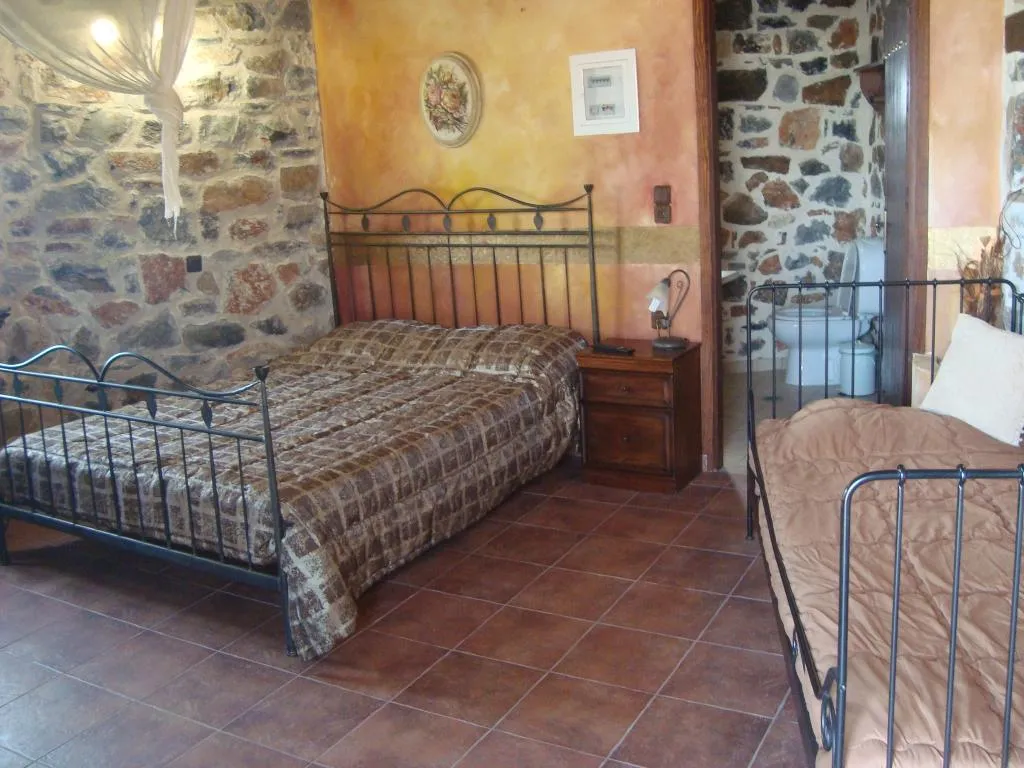 TRIPLE WITH BALCONY Room, Agrotikon Cottage, Crete